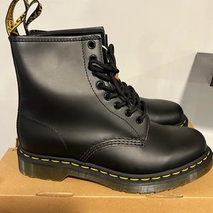 Dr Marten boots Women size 9